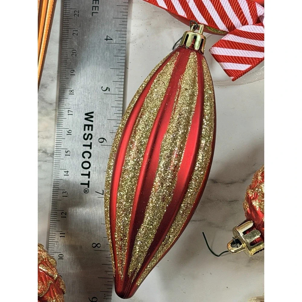 VTG Christmas Ornaments‎ set of 9 Plastic (P 2896)